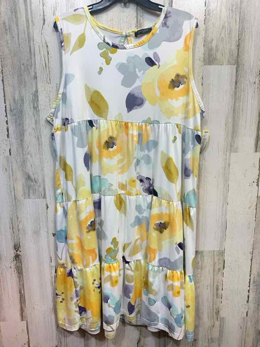 PRE-OWNED LOVEU.DEAR Dresses and Skirts Size 2XL WHITE/YELLOW/GRAY Floral Dress/