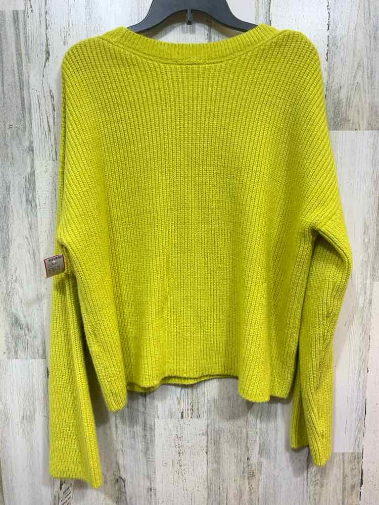 NWT ON 34TH Size XL LIME GREEN RIB KNIT LONG SLEEVES/CREW NECK SWEATER