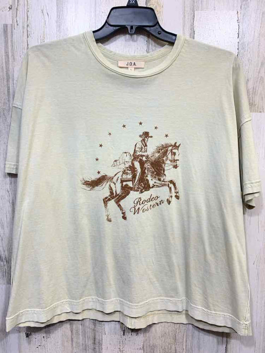 NWT J.O.A. Tops Size L SAGE SHORT SLEEVES T-shirt