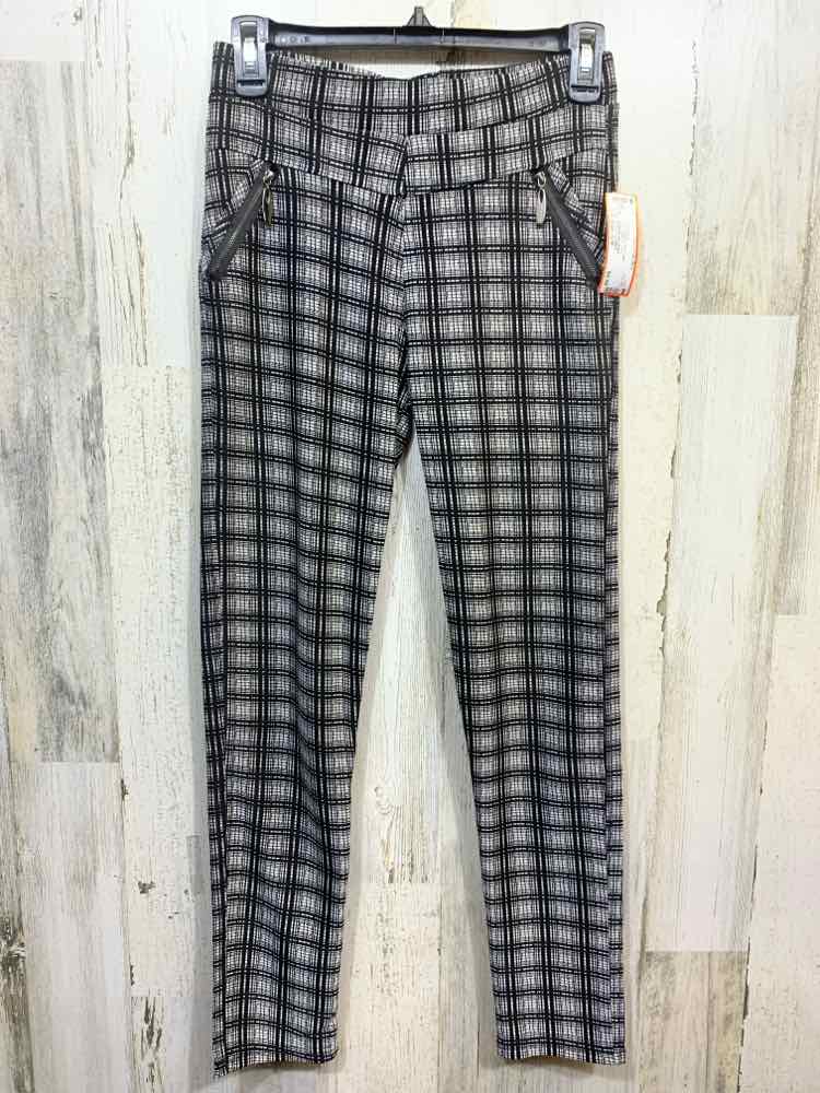 PRE-OWNED Size S/M COCO + CARMEN BOTTOMS BLACK/WHITE Print LEGGINGS