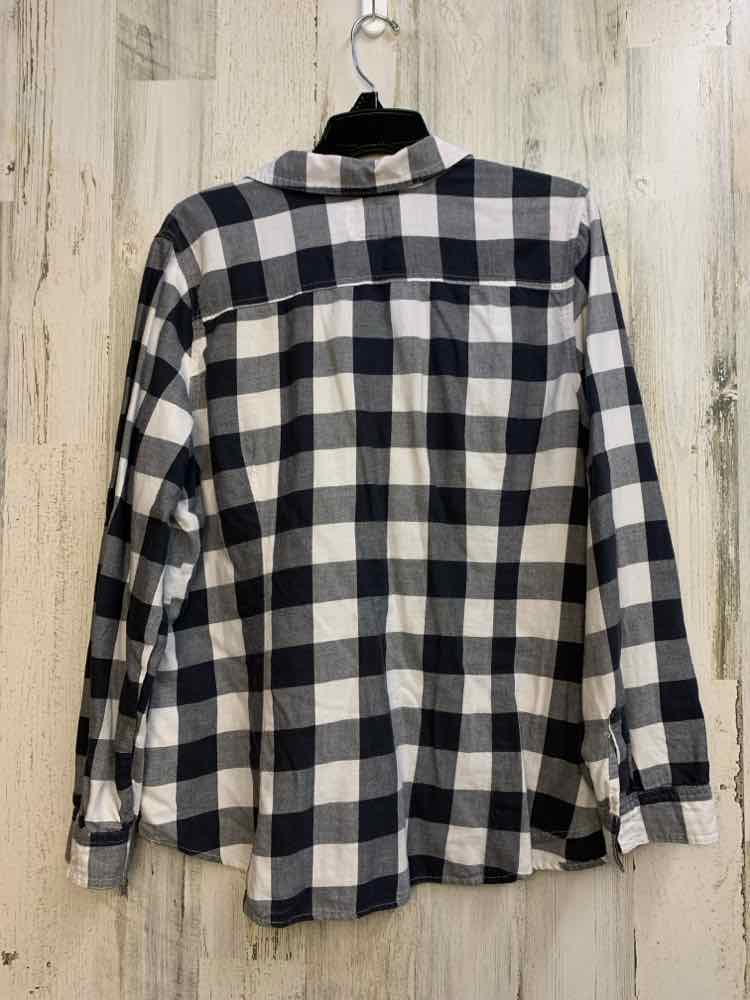 OLD NAVY Tops Size XL NAVY/WHT Plaid LONG SLEEVES Shirt