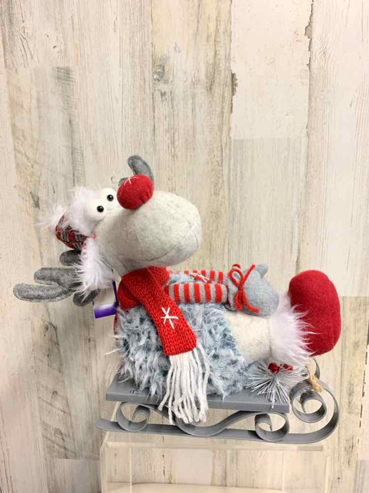 RED/WHT/GRAY Christmas Figurine/11' SIT MOOSE ON SLEIGH