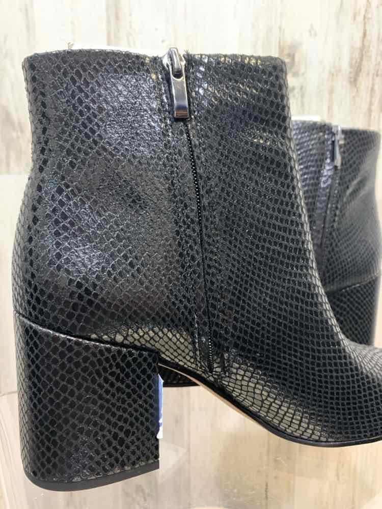 FRANCO SARTO SHOES Shoe Size 11 Black SNAKE PRINT Boots