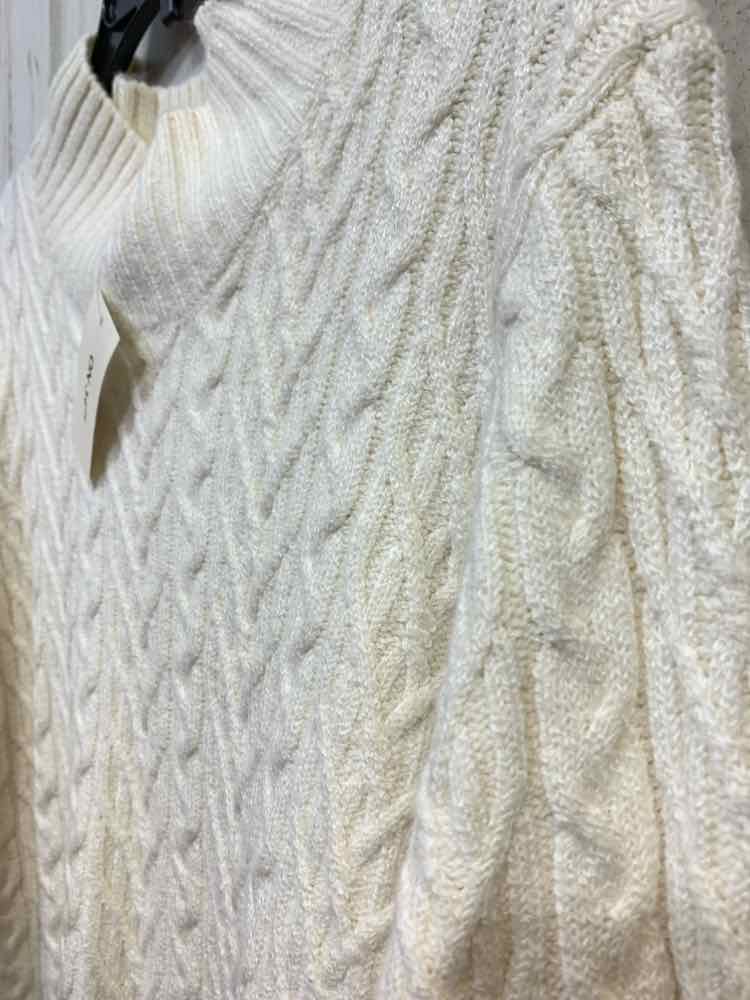 NWT ON 34TH Size XXL Tops CREAM CABLE KNIT LONG SLEEVES/CREW NECK SWEATER