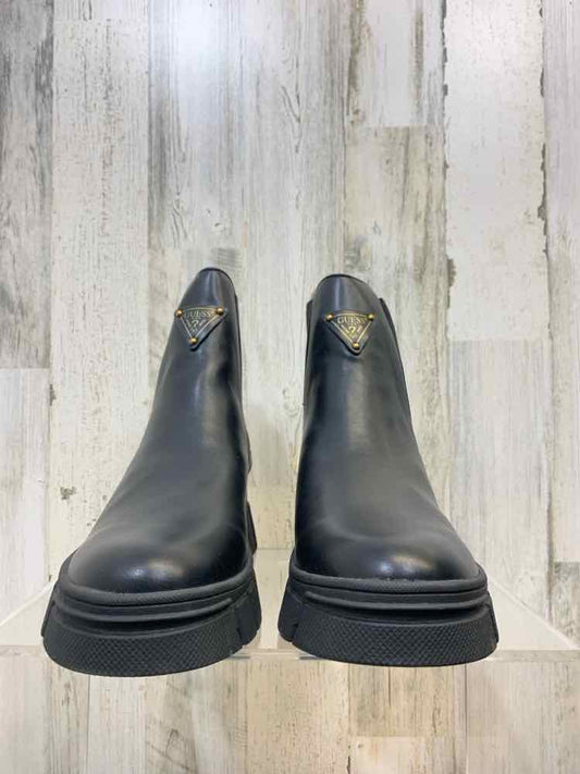 NWT GUESS SHOES Shoe Size 11 Black Shoes/MID BOOTS ELASTIC SIDES