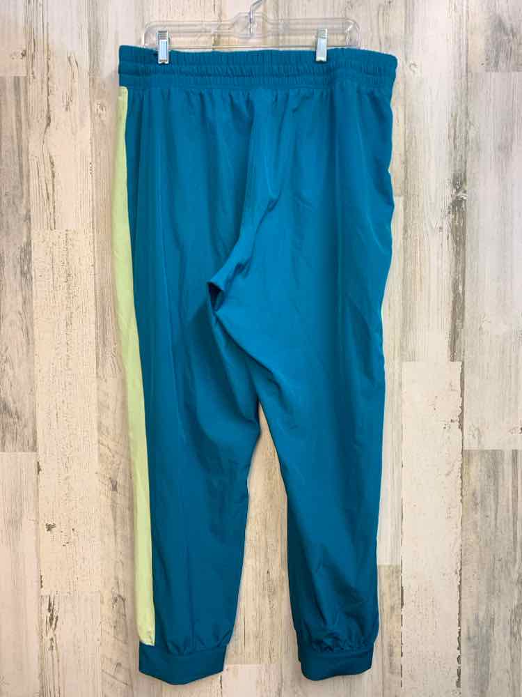 PRE-OWNED Size XL TEK GEAR Activewear NOEON GRN/AQUA 2PC 2PC Ensemble/TRACKSUIT