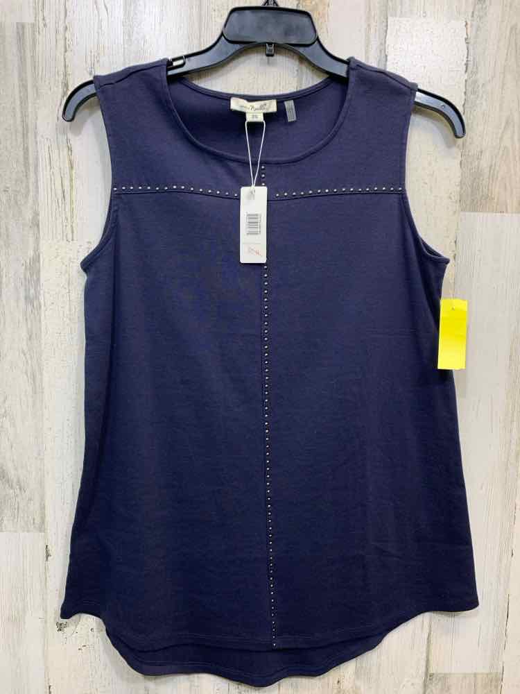 NWT SIMPLY NOELLE Tops Size S/M Solid SLEEVELESS Blouse