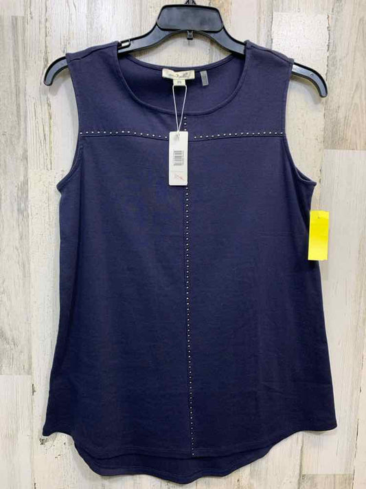 NWT SIMPLY NOELLE Tops Size S/M Solid SLEEVELESS Blouse