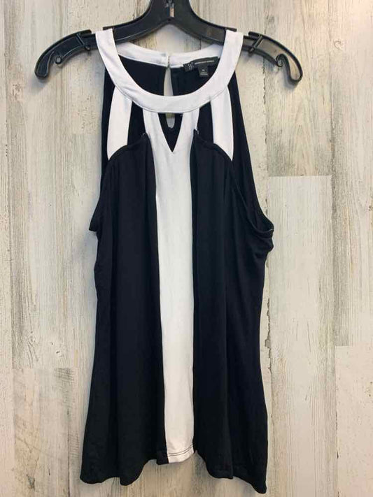 NWT INC Tops Size PL BLK/WHT SLEEVELESS TOP