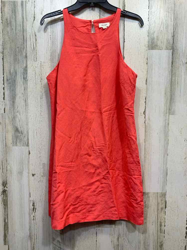PRE-OWNED ON 34TH Dresses and Skirts Size M CORAL Solid TENT Dress/HIGH NECK COR