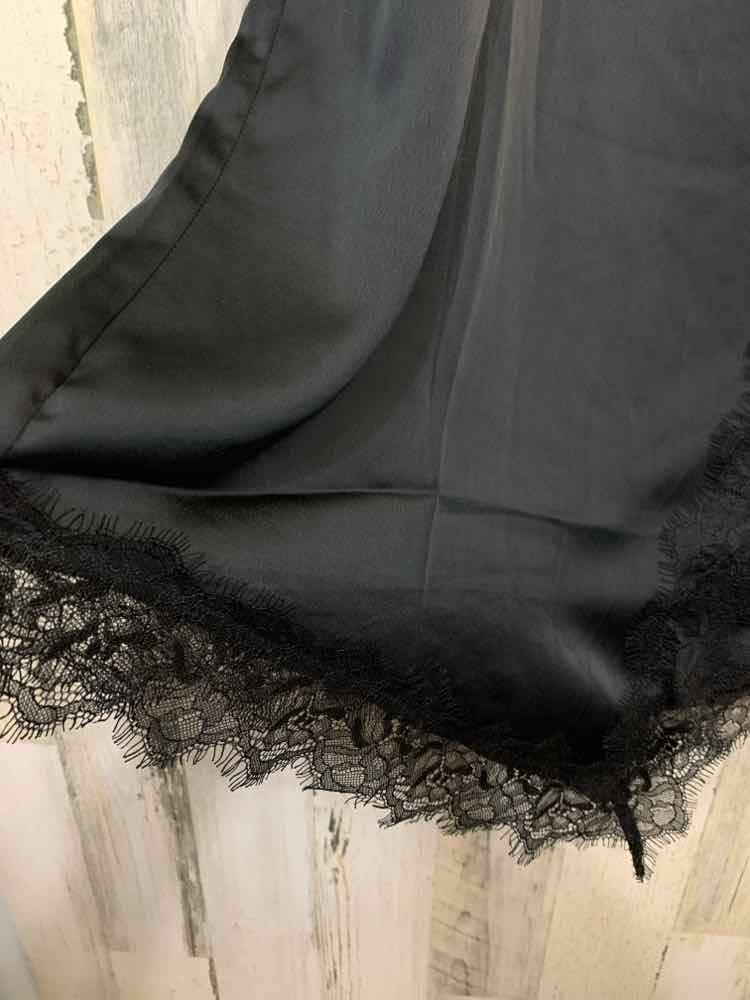 NWT A NEW DAY Dresses and Skirts Size L Black Skirt/LACE TRIM