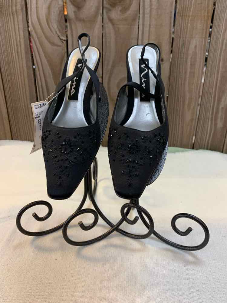 USED NINA SHOES 7.5 Black Sequined Shoes