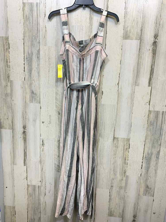 PRE-OWNED Size L VINCE CAMUTO ROMPER Dresses and Skirts PNK/BLU CHEVRON Romper/L