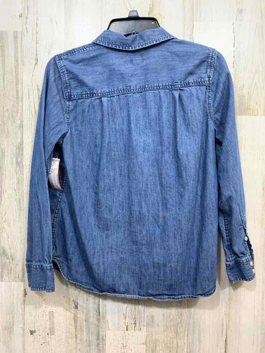 PRE-OWNED TALBOTS Tops Size M Denim BUTTON DOWN Shirt
