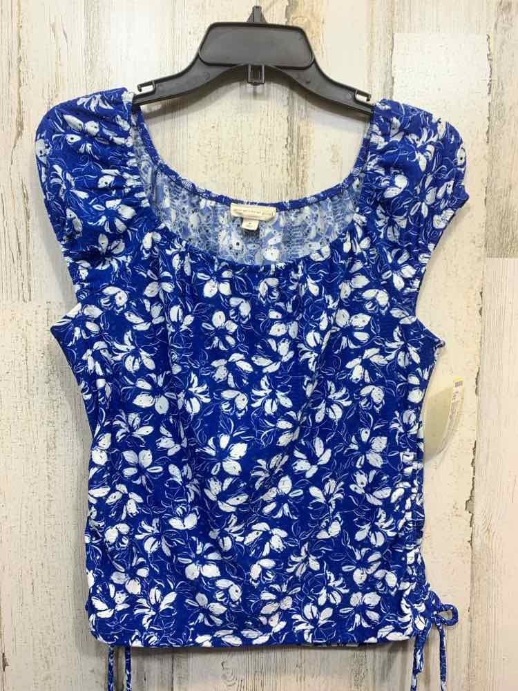 PRE-OWNED THE GENERAL GOOD Size M ROYAL BLUE/WHITE Floral CAP SLEEVE Shirt/ROYAL