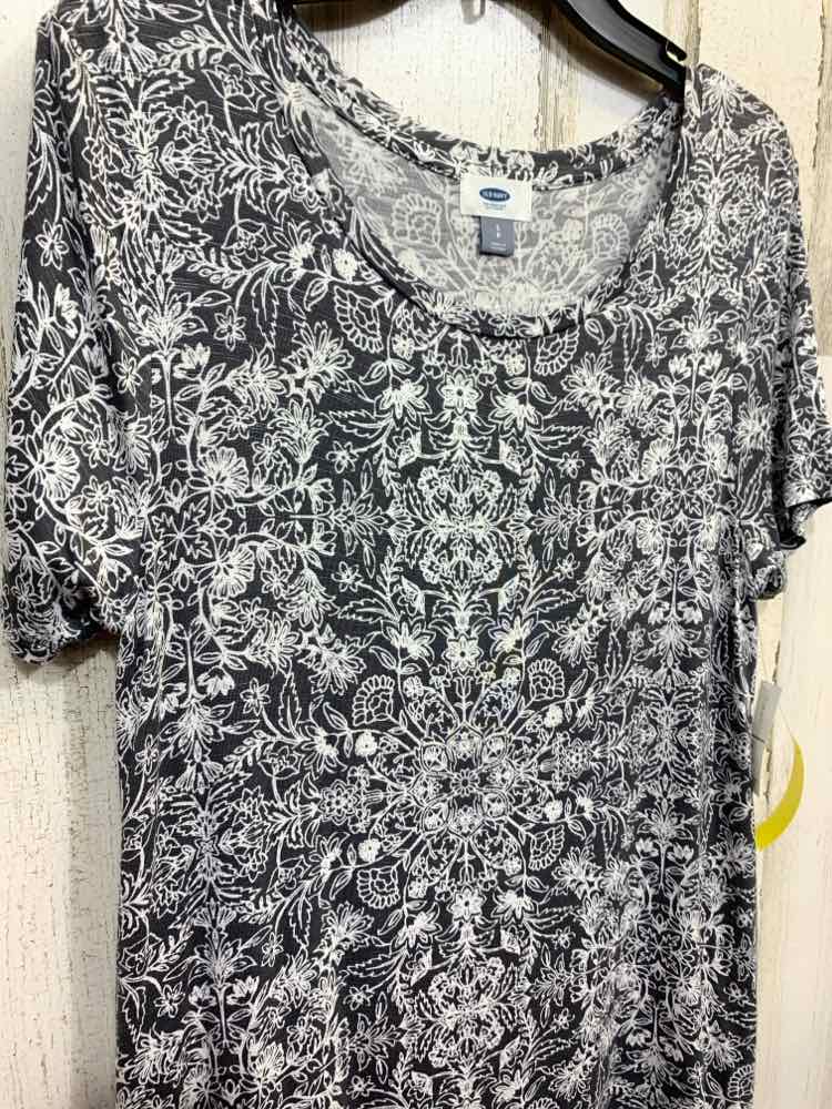NWT OLD NAVY/SCROLL PRINT JERSEY KNIT SCOOP NECK SHORT-SLEEVE TEE