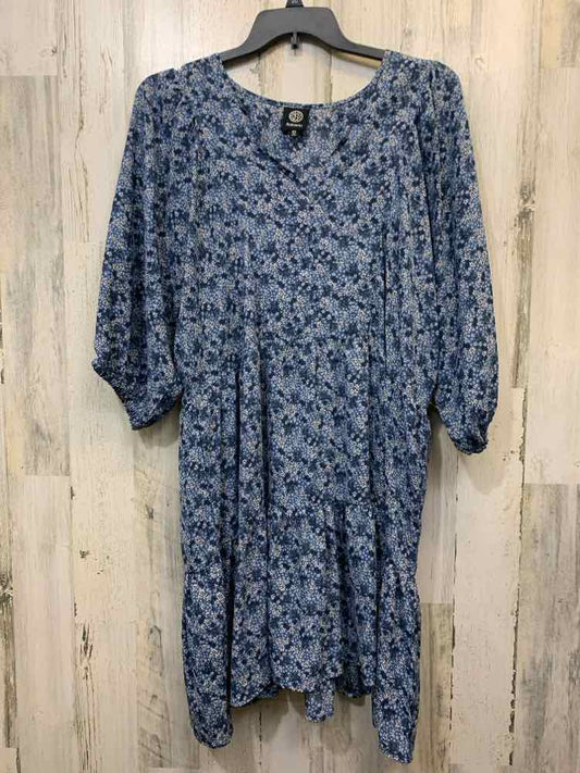 PRE-OWNED BOBEAU Dresses and Skirts Size 2X Blue Floral Dress/LONG SLEEVE BLUE F