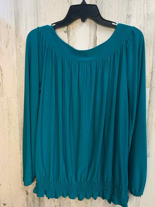 PRE-OWNED DAISY FUENTES Tops Size M Teal LONG SLEEVES TOP/GATHERED SCOOP NECKLIN