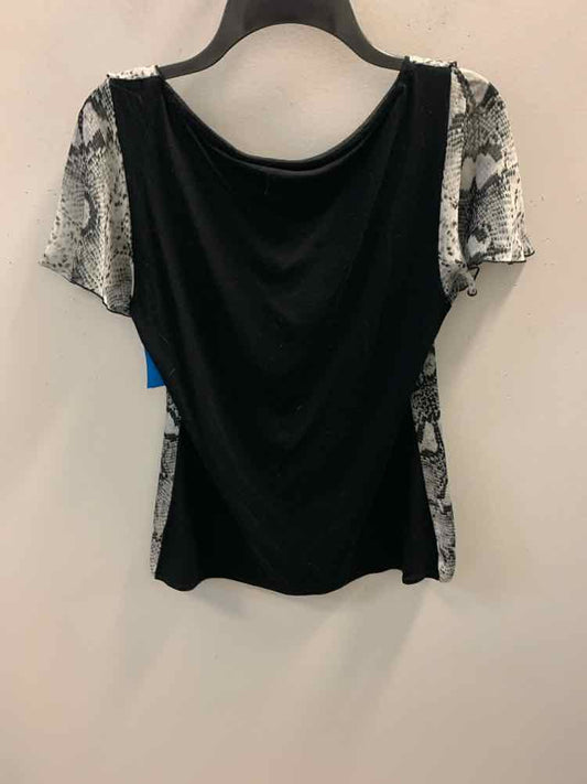 WHITE HOUSE Tops Size S BLK/GRY/WHT SNAKE PRINT TOP