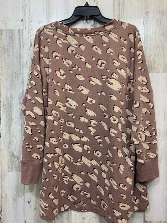 WONDERLY PLUS SIZES Size 1X TAN/BEIGE CHEETAH LONG SLEEVE TOP