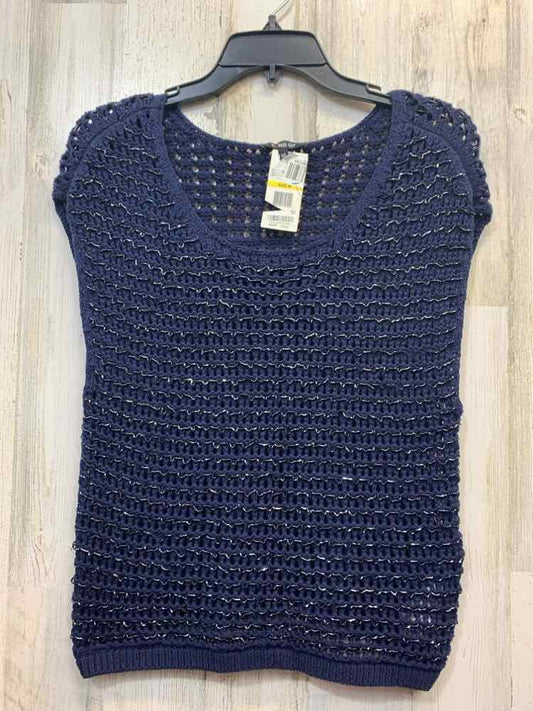 NWT KIIND OF Tops Size M NAVY & RED CROCHET SHORT SLEEVES TOP/NAVY CROCHET SLEEV