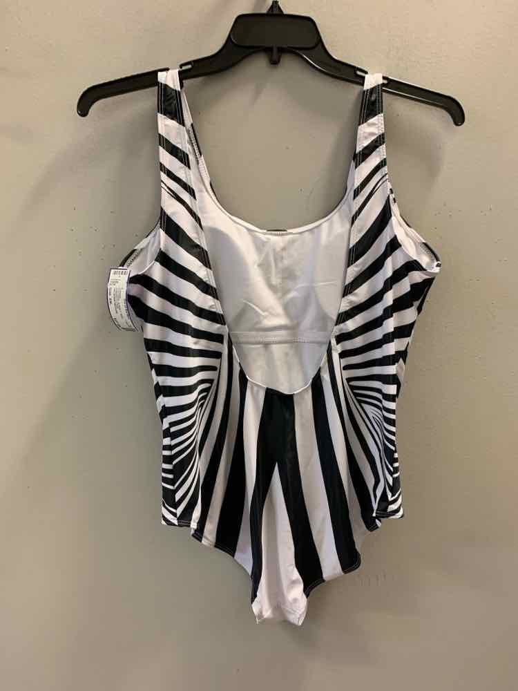 Swimwear Size XXL BLK/WHT Stripe SPAGHETTI STRAP Swimsuit