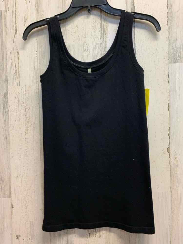 PRE-OWNED BORDEAUX Tops Size One Size Black Solid TANK TOP Tank Top/BLACK TANK T