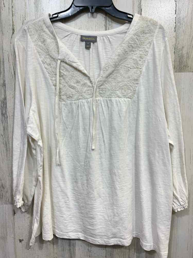 NWT STYLE & CO Size 3X PLUS SIZES CREAM 3/4 SLEEVE EMBROIDERD BIB TOP
