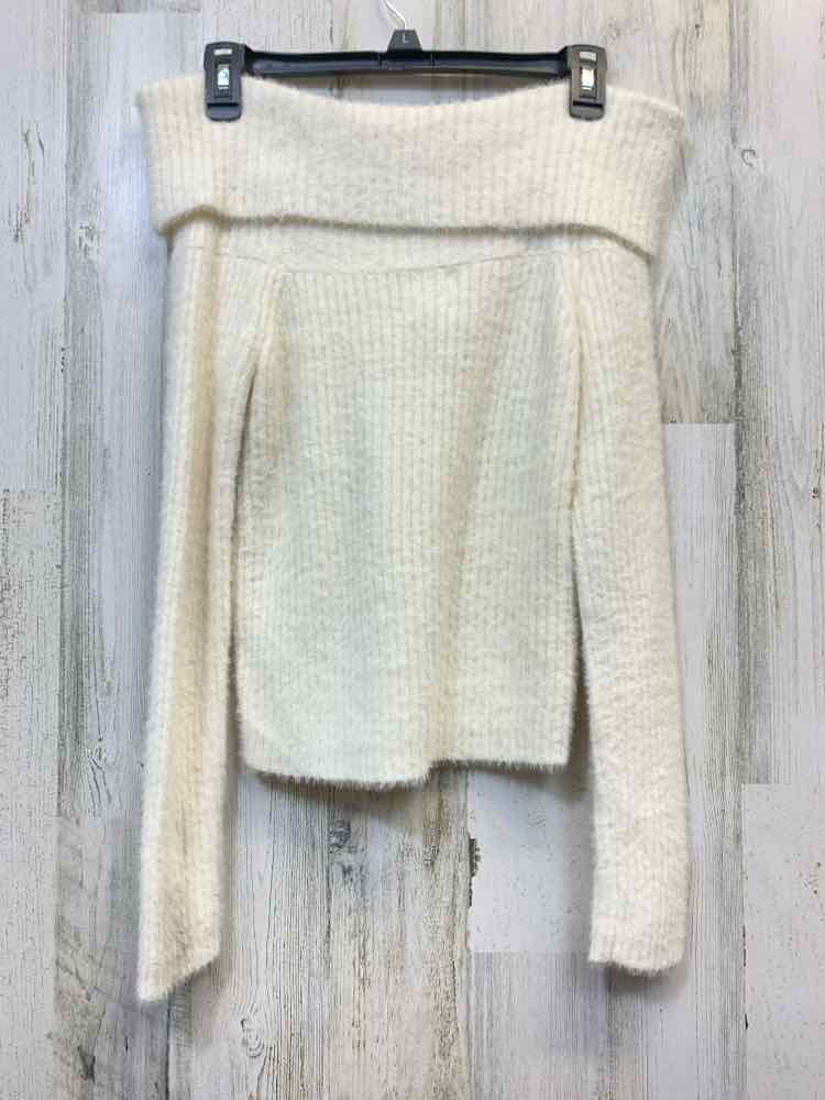 NWT HIPPIE ROSE Tops Size M Ivory LONG SLEEVES Sweater