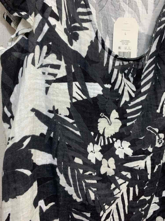 NWT WONDERLY Tops Size L GRAY/WHITE TROPICAL SHORT SLEEVES Shirt/SHORT SLEEVE TR