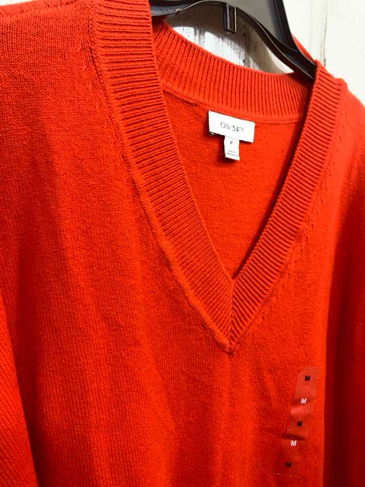 NWT ON 34TH Size M Tops BLOOD ORANGE V-NECK LONG SLEEVES SWEATER