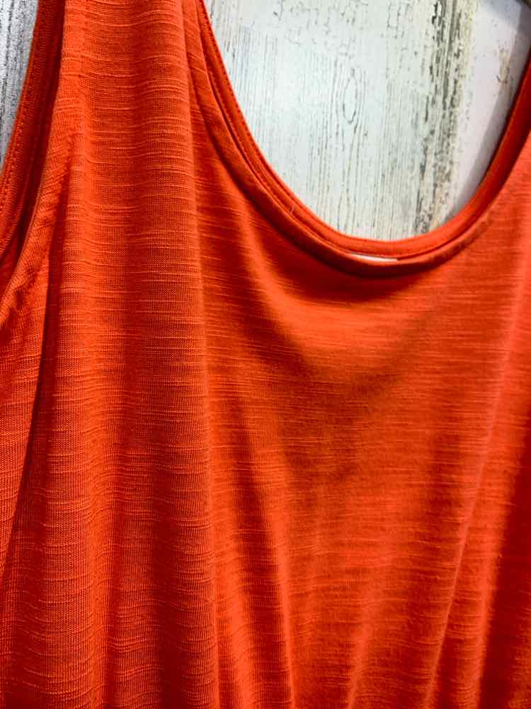 PRE-OWNED A NEW DAY Dresses and Skirts Size M CORAL Solid MIDI Dress/CORAL SLEEV