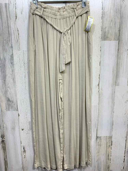 PRE-OWNED Size M LULAROE BOTTOMS Khaki Solid WIDE LEG Pants