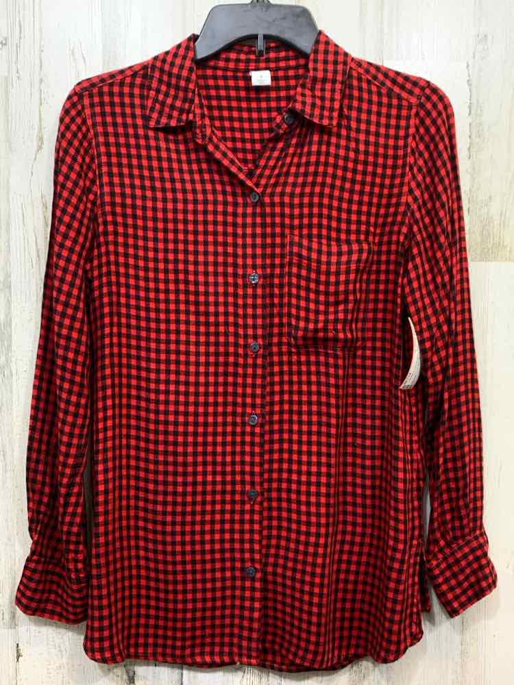 PRE-OWNED OLD NAVY SHIRTSize S RED/BLACK Checkered BUTTON UP TOP/RED/BLACK CHECK