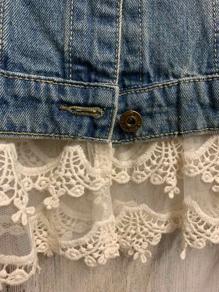 NWT PAISLEY VINE Tops Size L Denim LONG SLEEVES TOP/JEAN JACKET W/LACE TRIM