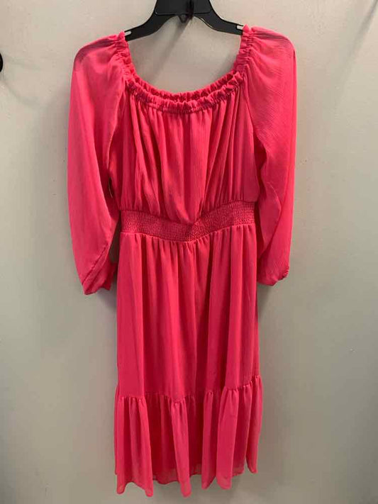 SOFIA Dresses and Skirts Size M Pink Dress