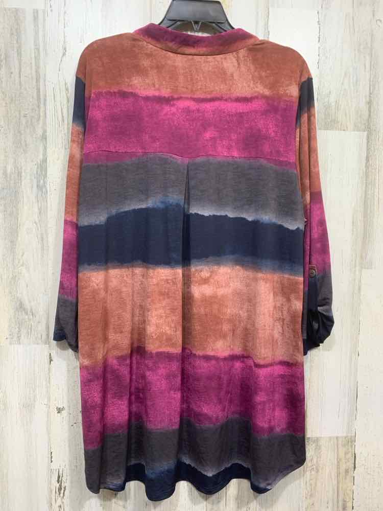 PRE-OWNED HONEYME CURVY/MUTED PURPLE/NAVY COLOR RELAXED FIT TOP