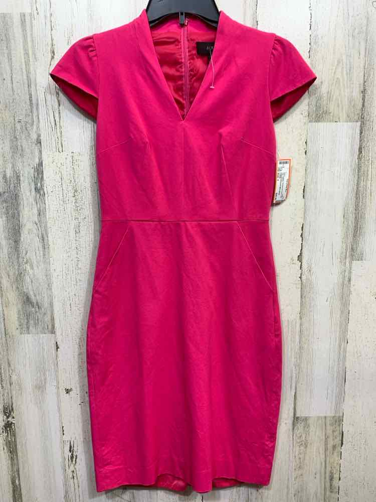 PRE-OWNED J CREW Dresses and Skirts Size 0 Pink Solid VNECK Dress
