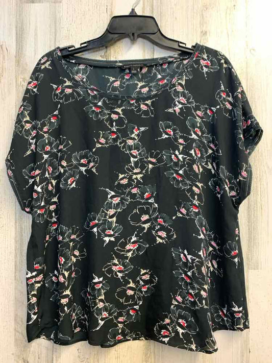 PRE-OWNED BANANA REPUBLIC Tops Size L BLK Floral SHORT SLEEVES TOP