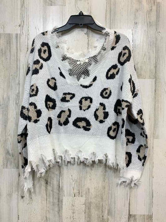 PRE-OWNED MIRACLE Tops Size S/M WHT/BGE/BLK CHEETAH SWEATER Sweater/WHT/BGE/BLK