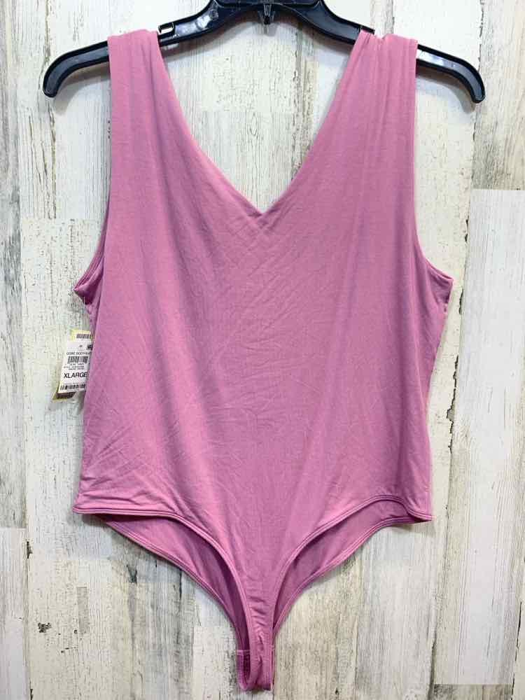NWT ON 34TH Tops Size XL LAVENDAR Solid BODYSUIT