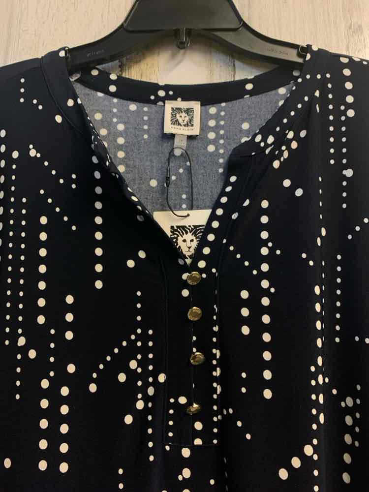 NWT ANNE KLEIN PLUS SIZES Size 2X NAVY BLUE Polka Dot LONG SLEEVES TOP/4 BUTTONS