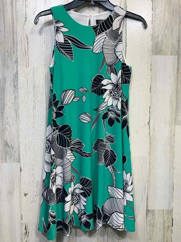 PRE-OWNED KASPER Dresses and Skirts Size PS GREEN/WHITE/BLACK TROPICAL Dress/GRE