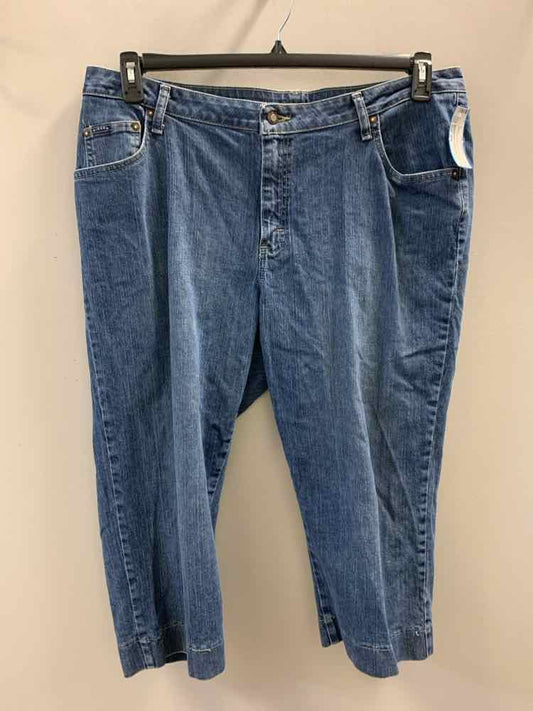 Size 20W RIDERS PLUS SIZES Blue Denim CAPRI Jeans