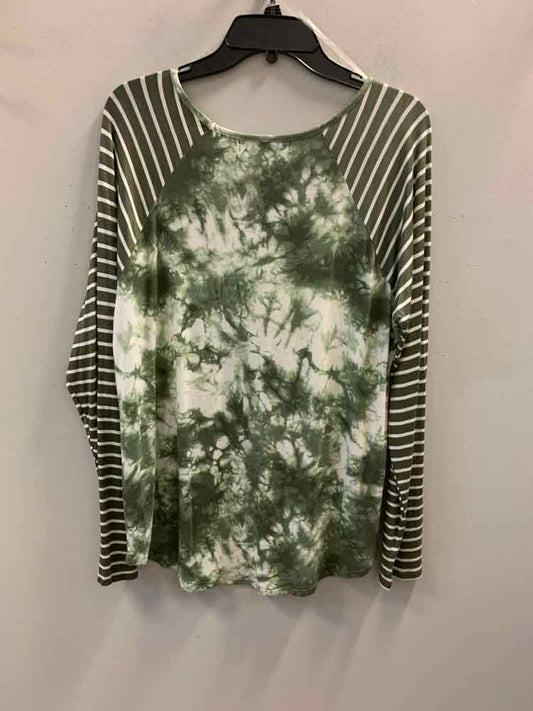 ABSOLUTELY FAMOUS Tops Size XL GRN/WHT TIE DIE TOP