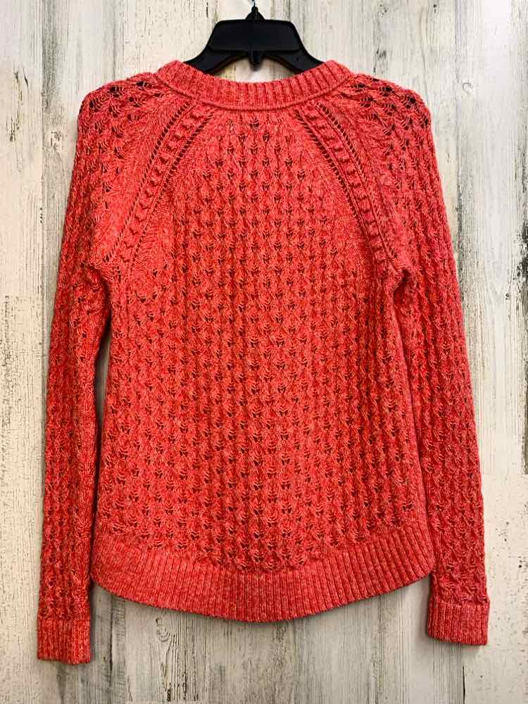 PRE-OWNED LOFT Tops Size S CORAL LONG SLEEVES TOP/CHROCHET SWEATER