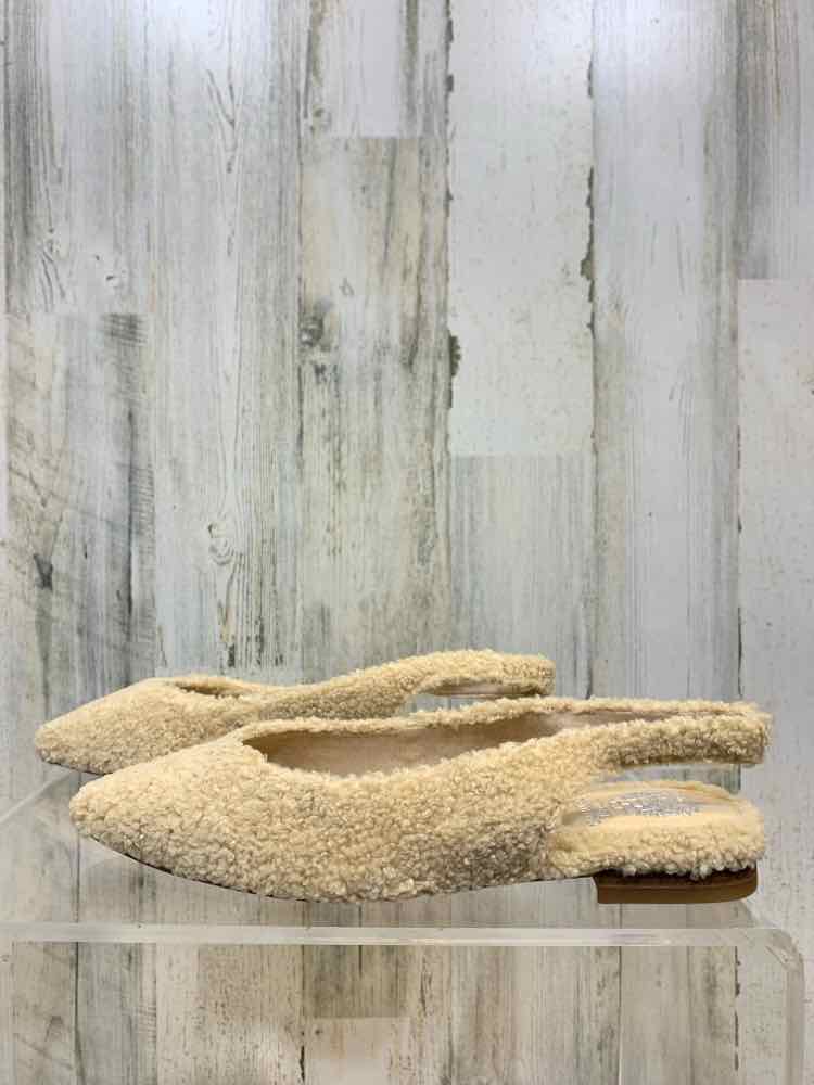 NWT VINCE CAMUTO SHOES Shoe Size 6 Tan Fleece SLING BACK SHOES/TAN FLEECE SLING