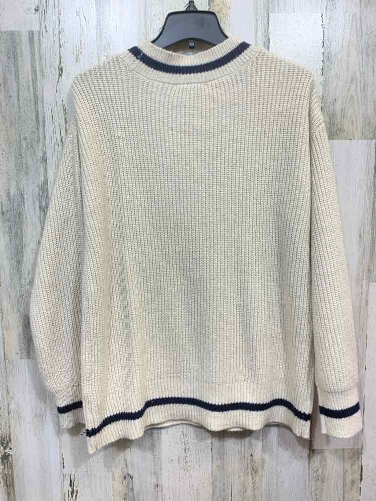 NWT ON 34TH Size M Tops CREAM RIB KNIT LONG SLEEVES V NECK W/NVY TRIM SWEATER