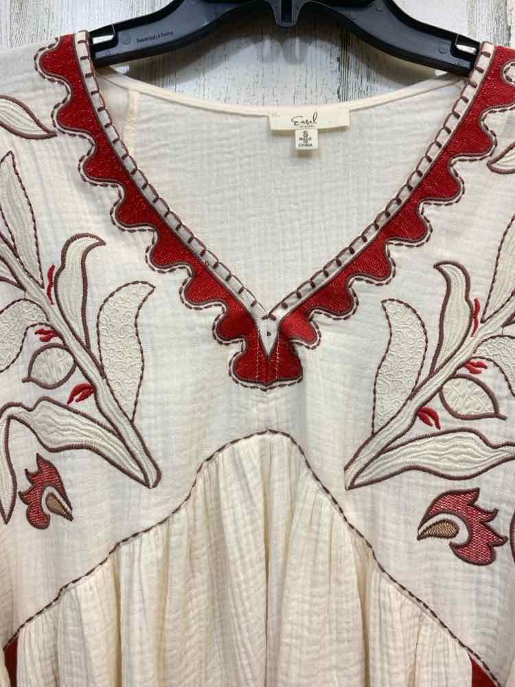 PRE-OWNED EASEL Tops Size S CREAM/CORAL STEM(S) PONCHO Blouse/PONCHO TOP W/ FLOU