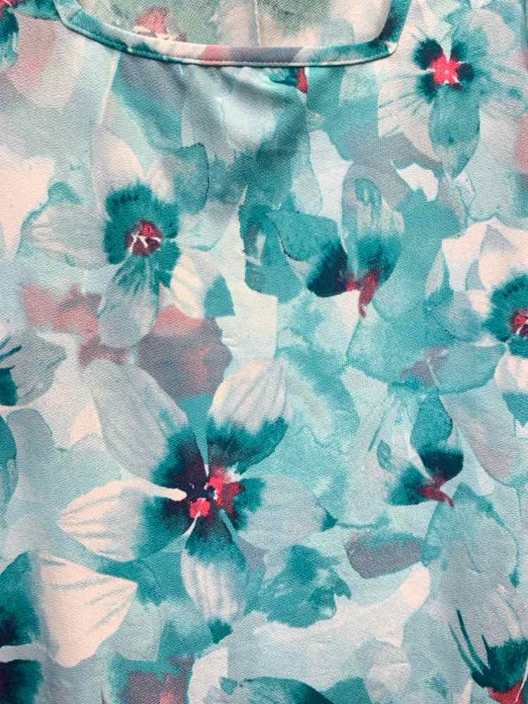 NWT Size XS WILLOW DRIVE Tops AQUA/PINK Floral SHORT SLEEVES TOP